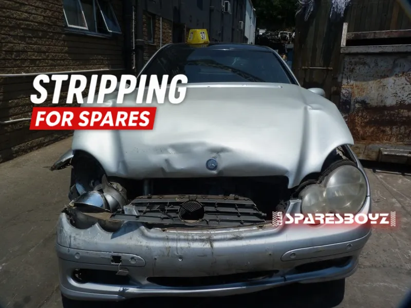 2006 Mercedes-Benz C-Class 271948 view 4