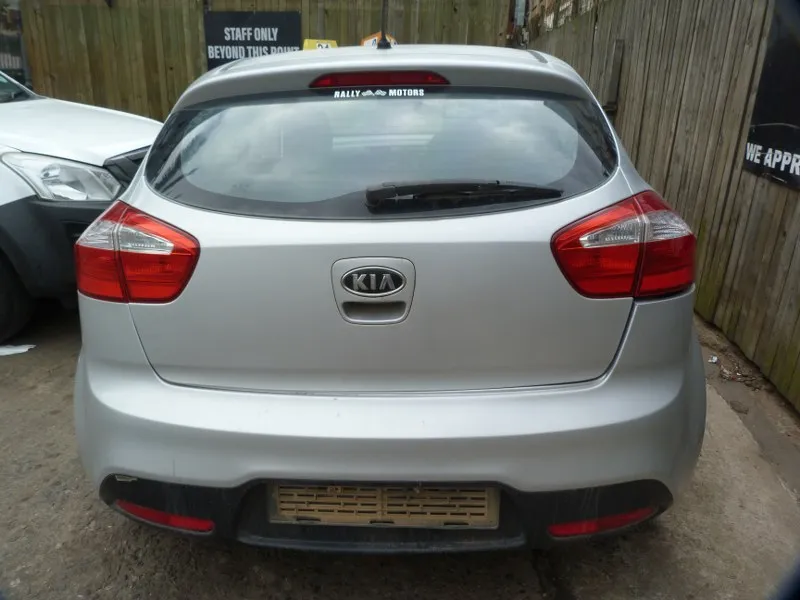 2012 Kia Rio view 3