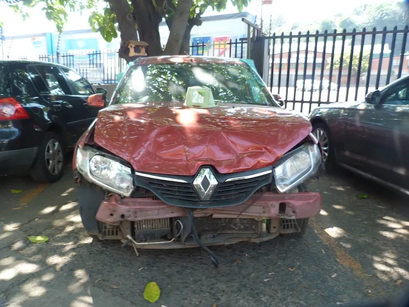 2015 Renault Sandero  view 2