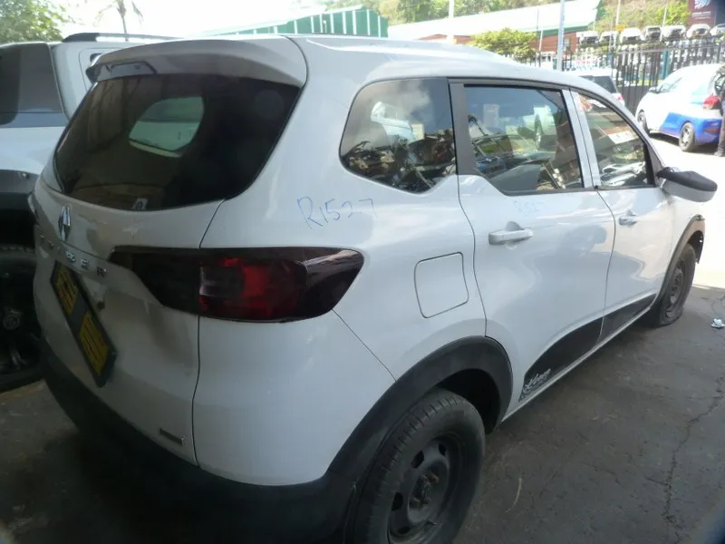 2021 Renault Triber view 5