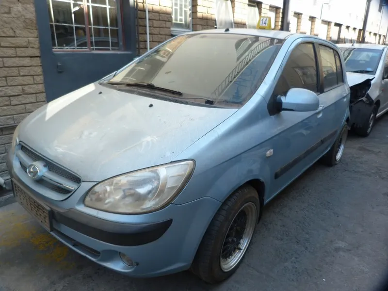 2006 Hyundai Getz G4EE view 3