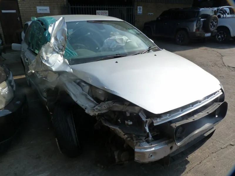 2004 Volvo S40 B420453 view 3