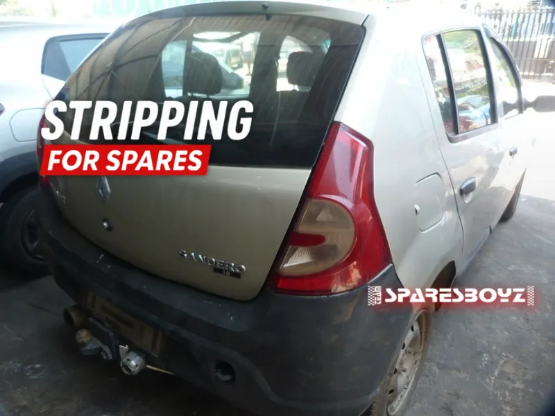 2010 Renault Sandero K7M view 5