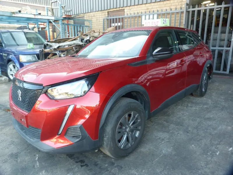 2023 Peugeot 2008 10X view 4