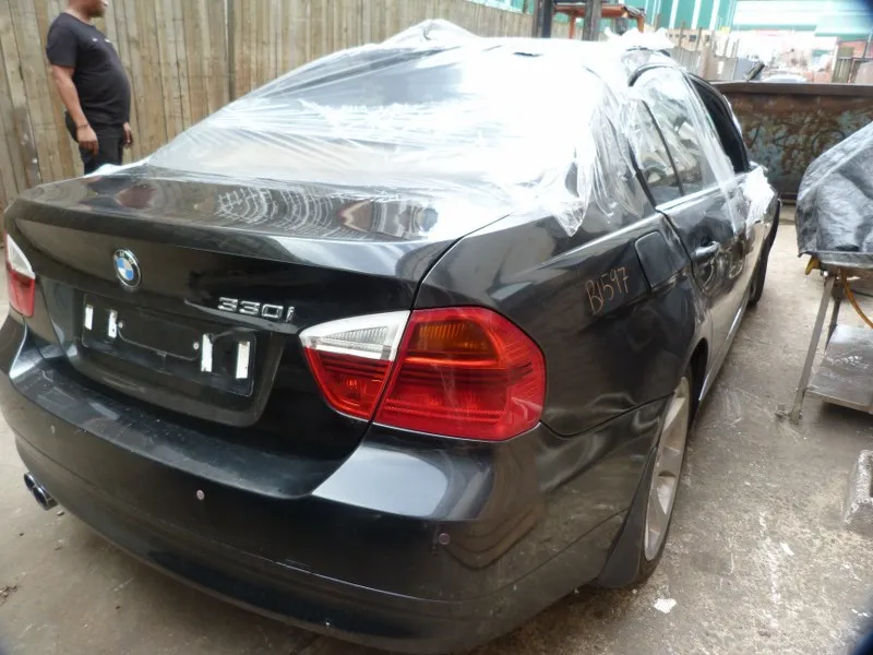 2005 BMW 3 Series N52 view 8