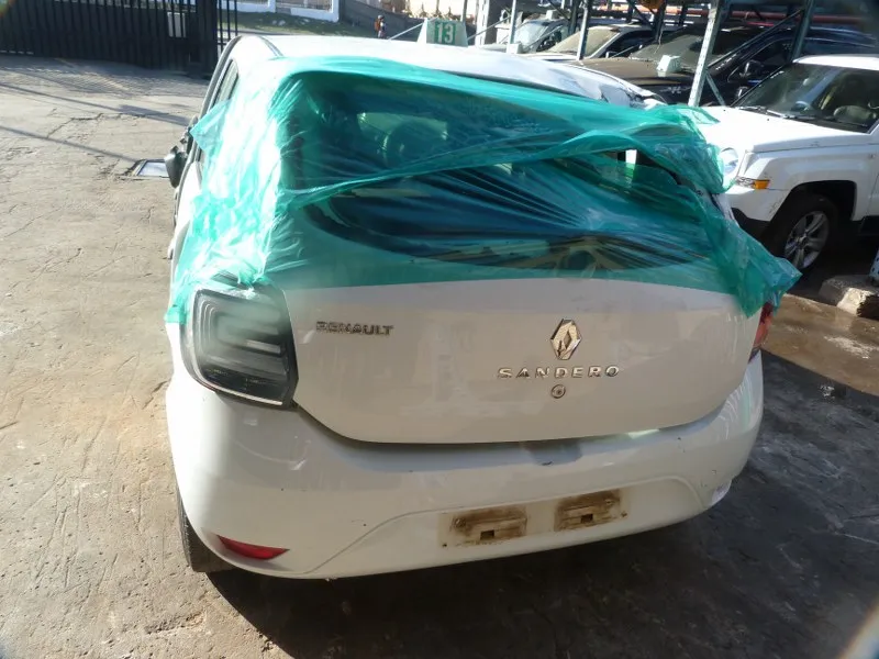 2021 Renault Sandero thumbnail 3
