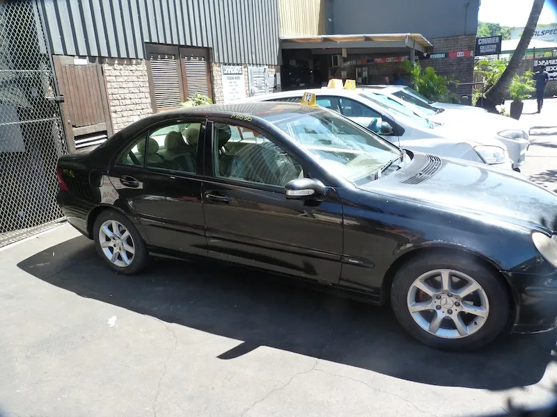 2004 Mercedes-Benz C-Class  view 5