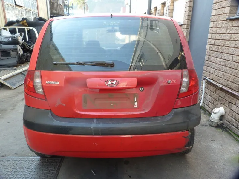 2010 Hyundai Getz G4EE view 5