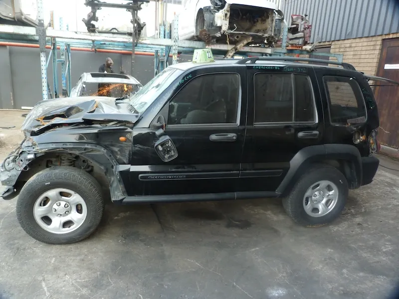 2007 Jeep Cherokee  view 4