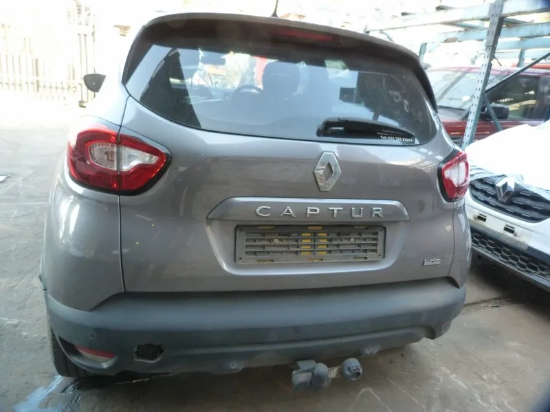 2015 Renault Captur view 5