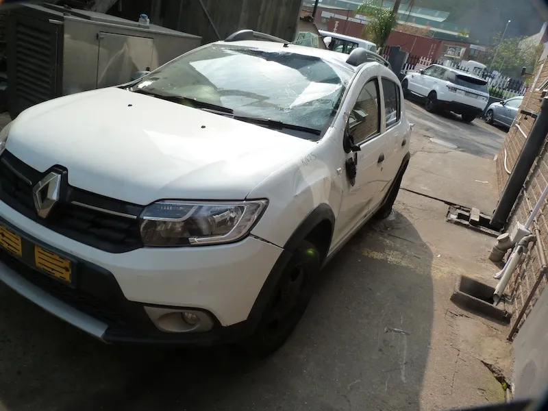 2020 Renault Sandero  view 3