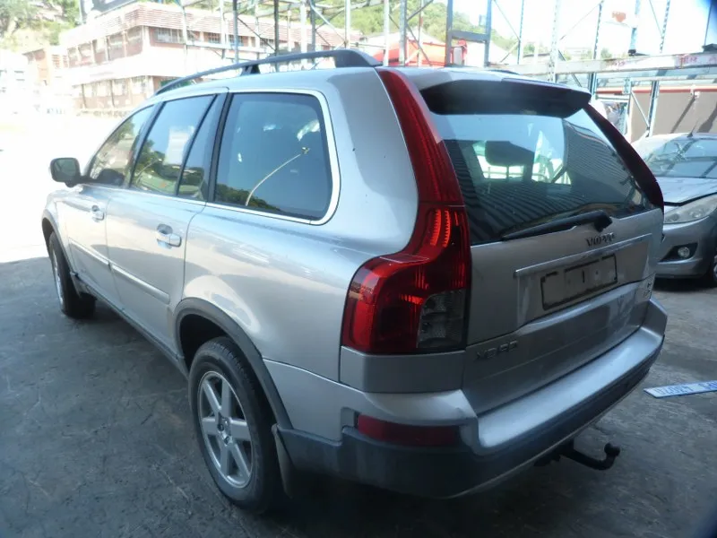 2008 Volvo XC90 D5244T view 6
