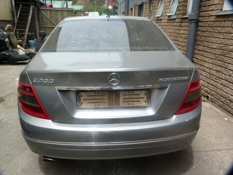 2009 Mercedes-Benz C-Class thumbnail 6