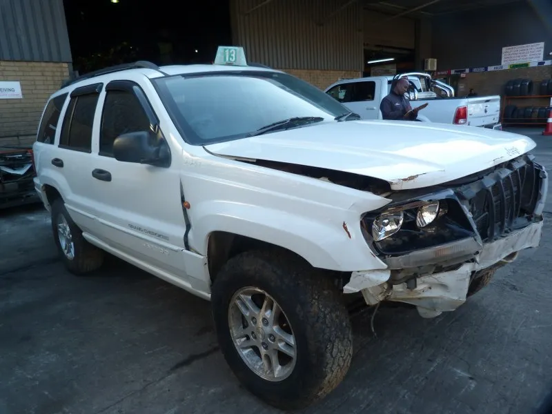 2004 Jeep Grand Cherokee thumbnail 3