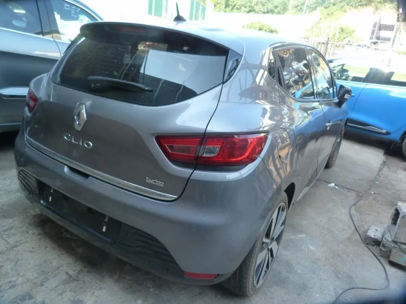 2014 Renault Clio H4BA view 7