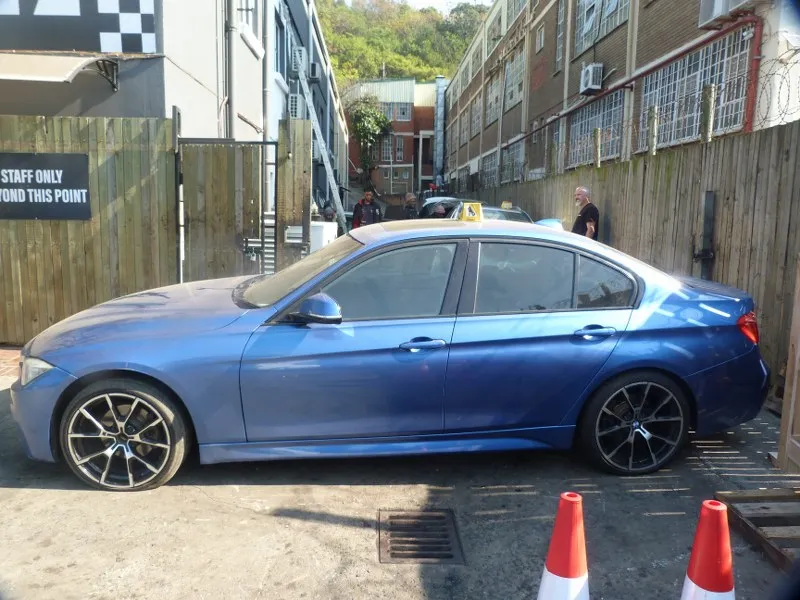 2013 BMW 3 Series N47N view 4