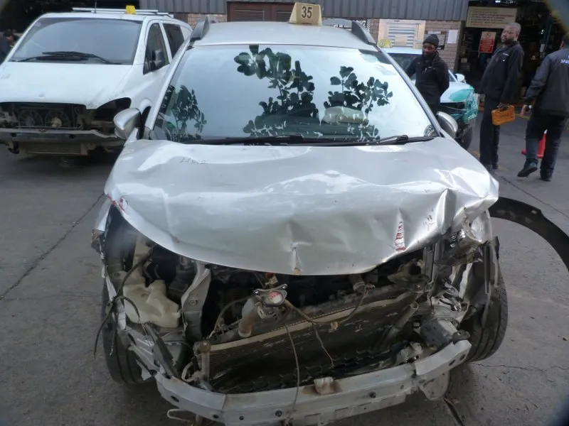 2018 Honda BR-V L15Z1 view 2