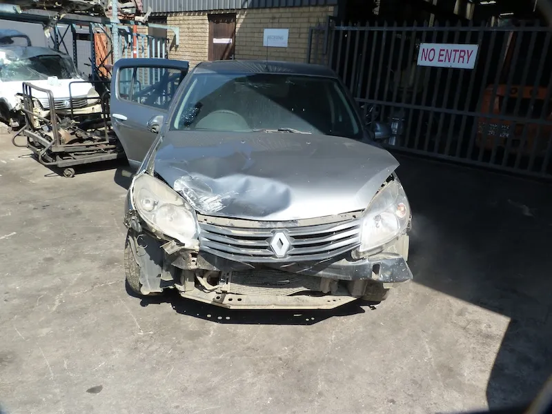2012 Renault Sandero thumbnail 4