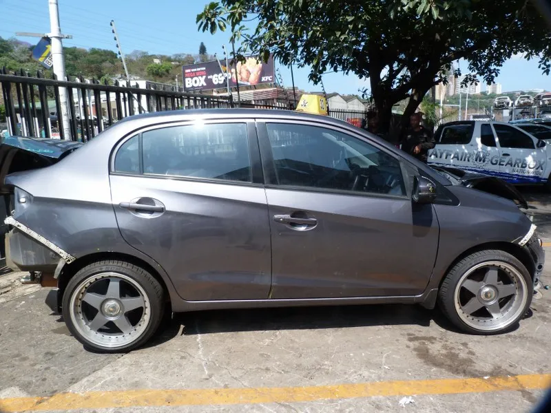 2017 Honda Brio view 4