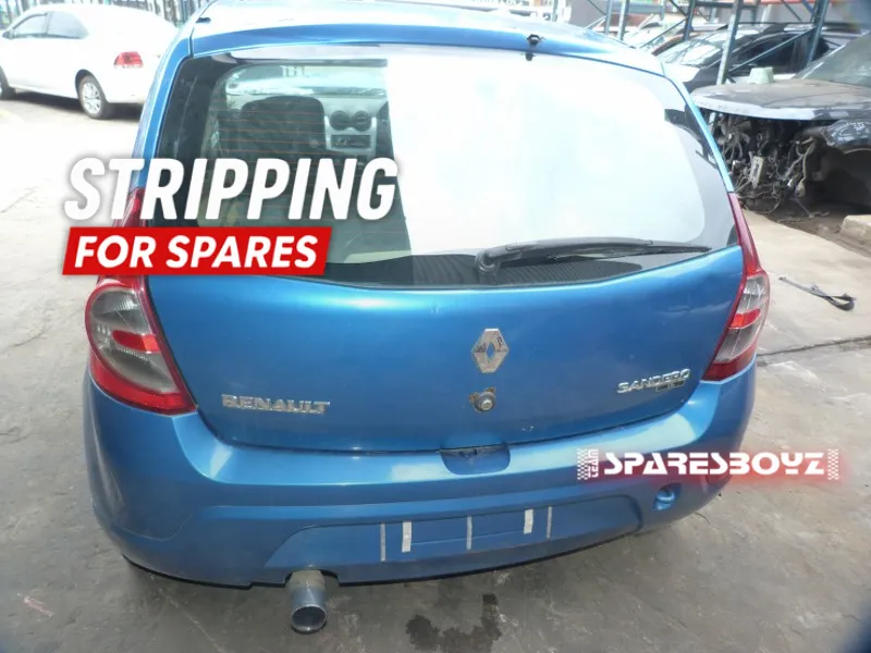 2011 Renault Sandero K7M view 2