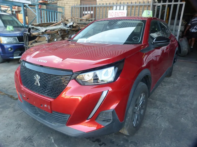 2023 Peugeot 2008 10X view 8