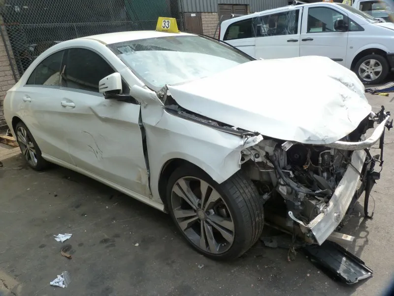 2015 Mercedes-Benz CLA 651 view 4