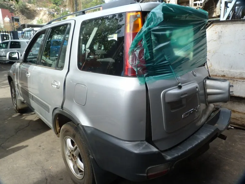 1999 Honda CR-V B20Z1 view 5