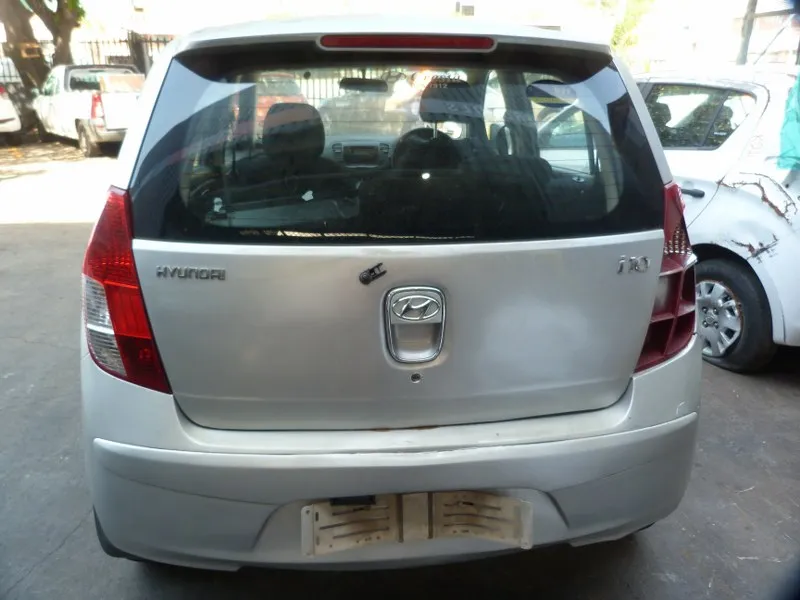 2010 Hyundai i10 G4HG view 6