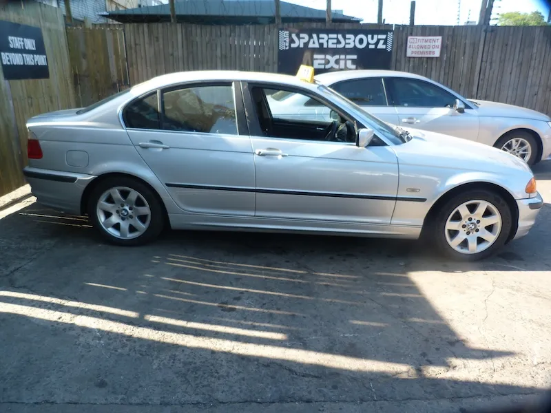 2000 BMW 3 Series  view 5