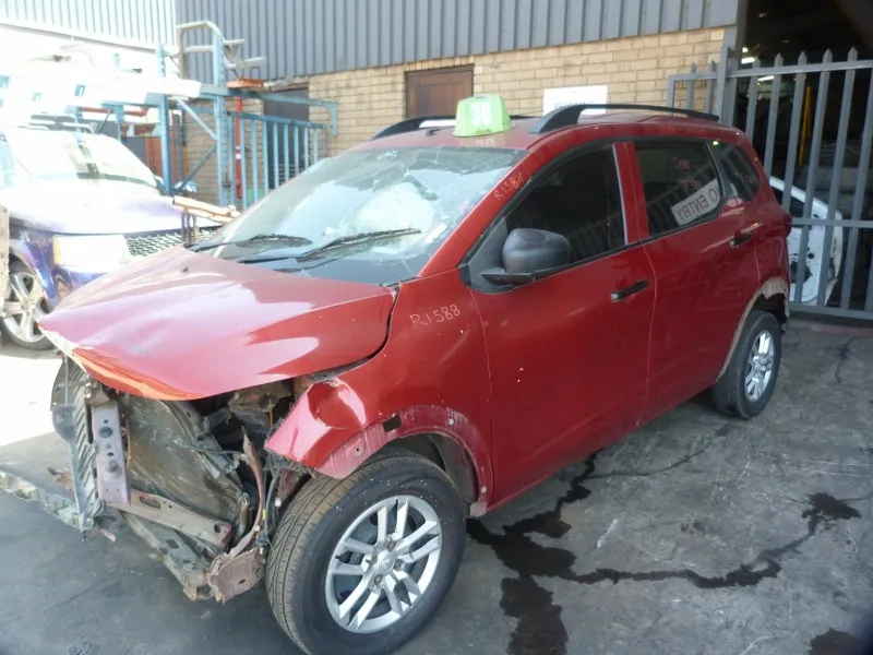 2021 Renault Triber B4DA view 4