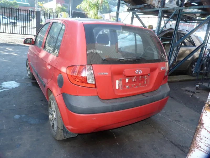 2009 Hyundai Getz G4EE view 3