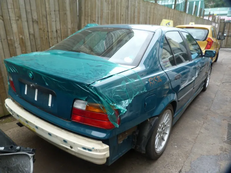 1996 BMW 3 Series M43 view 5