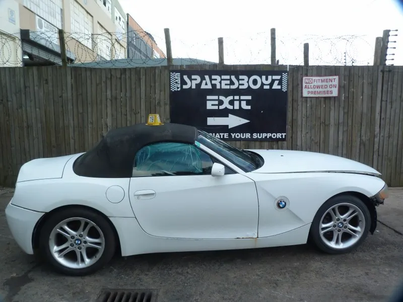 2006 BMW Z4 M54 view 5