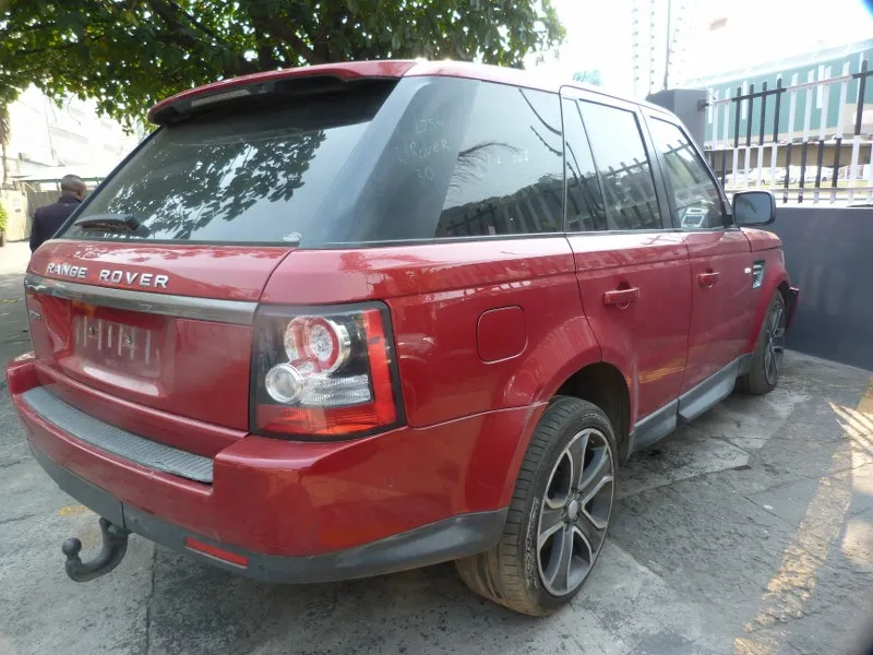 2013 Land Rover Range Rover Sport  view 4