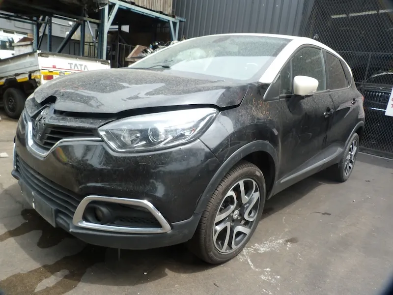 2017 Renault Captur  view 3