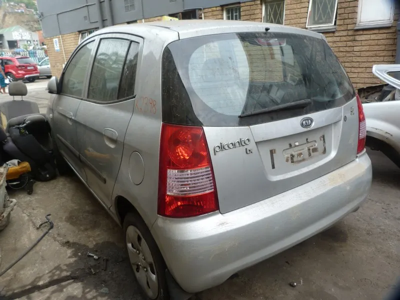 2007 Kia Picanto G4HG view 5