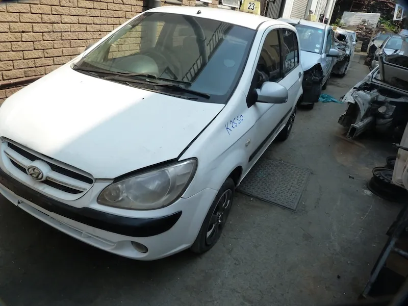 2009 Hyundai Getz G4EE view 3