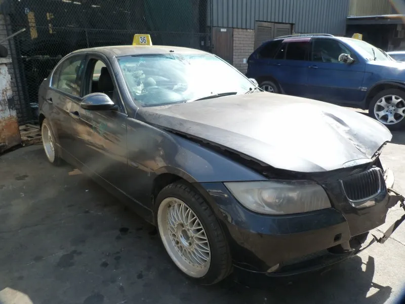 2008 BMW 3 Series N52N view 3