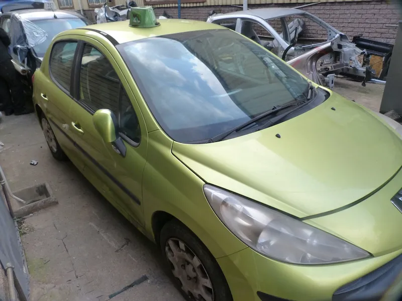 2007 Peugeot 207  view 4