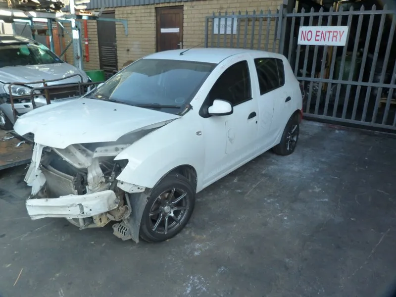 2018 Renault Sandero  view 3