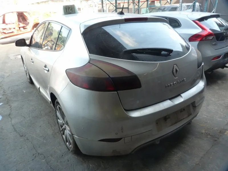 2013 Renault Megane view 5
