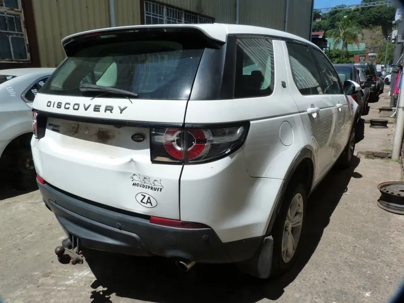 2016 Land Rover Discovery Sport  view 7