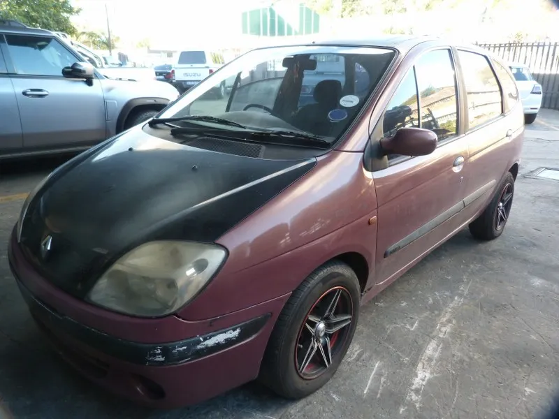 2001 Renault Scenic K4M view 6