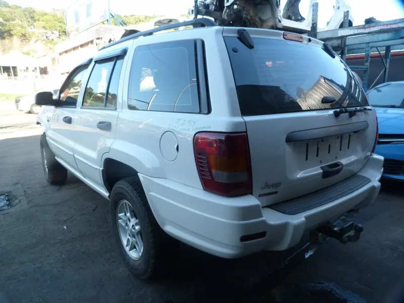 2004 Jeep Grand Cherokee thumbnail 8
