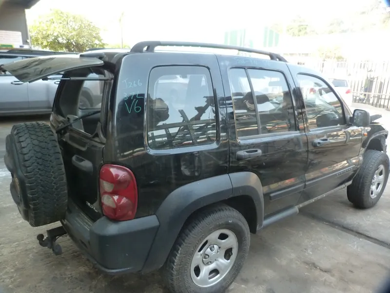 2007 Jeep Cherokee  view 6