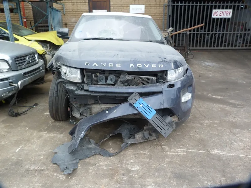 2014 Land Rover Range Rover Evoque  view 3