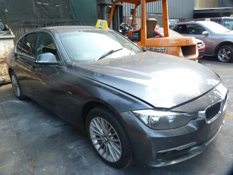 2012 BMW 3 Series N20 view 4