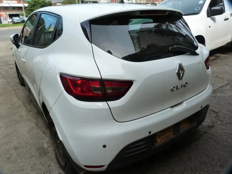 2019 Renault Clio  view 7
