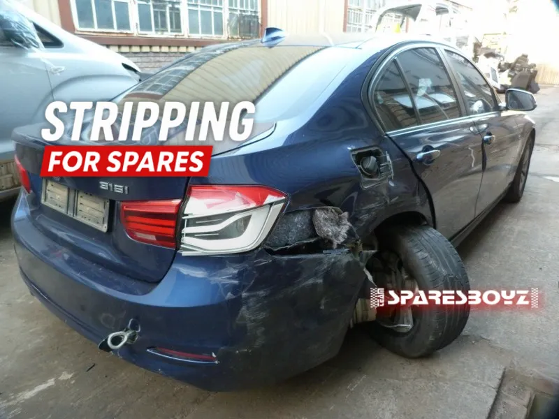 2015 BMW 3 Series F30 view 5