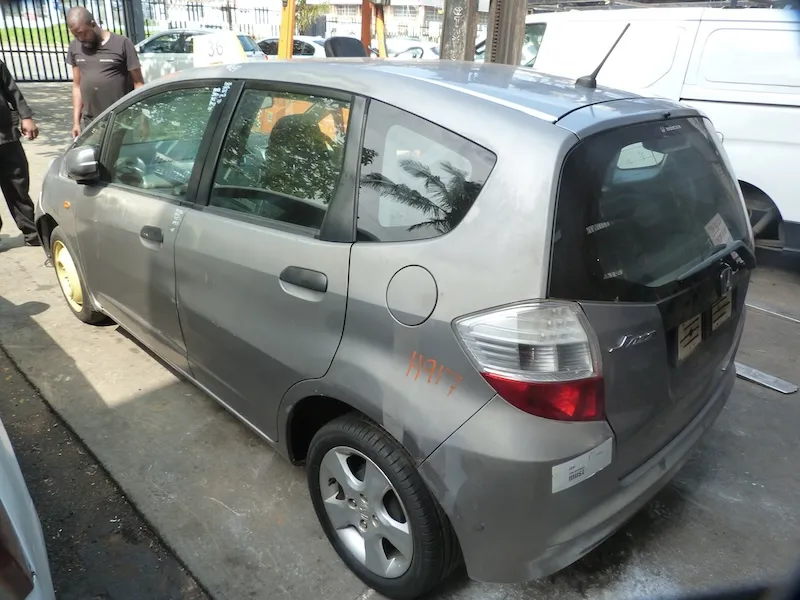 2010 Honda Jazz L13Z1 view 3